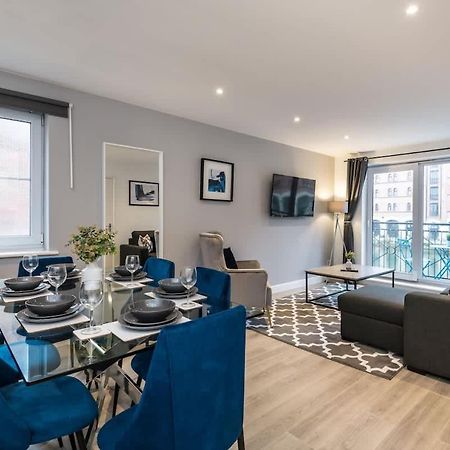 Fabulous Quayside Apartment With Free Parking Ливърпул Екстериор снимка