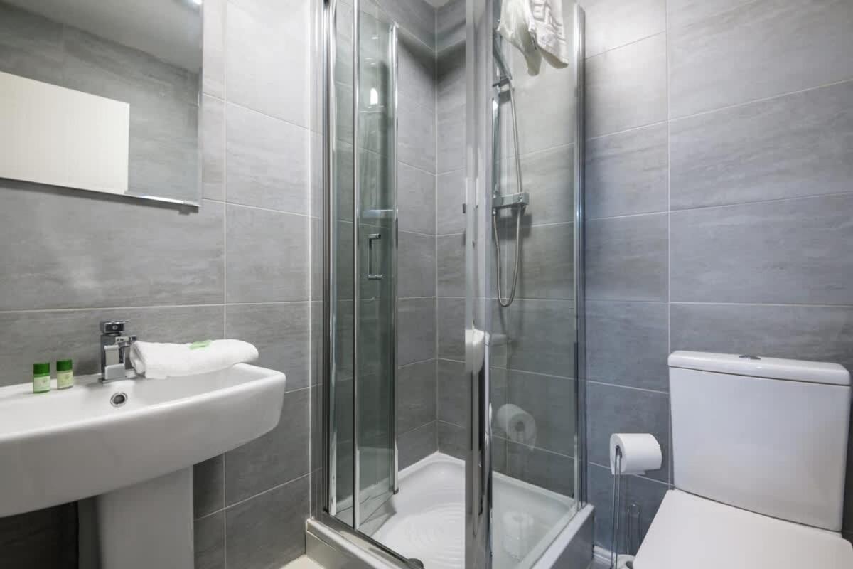 Fabulous Quayside Apartment With Free Parking Ливърпул Екстериор снимка
